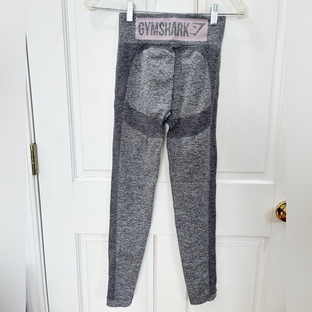 Gymshark Gray Leggings Athletic Sporty Gym Lifestyle Athlete Workouts Casual